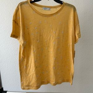 Arizona yellow tee with peace sign size XL
